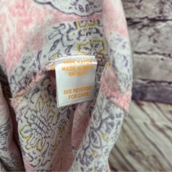 La Cera Pink Damask Print Button Long Sleeve Blouse - Picture 11 of 12